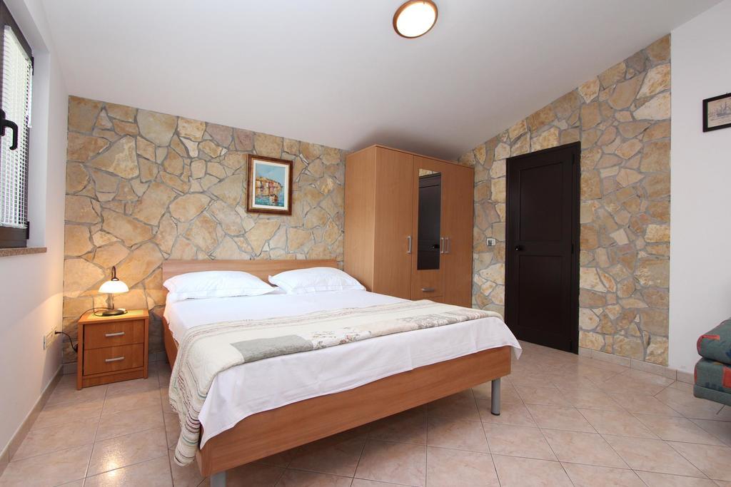 רוביני Apartments Marlina מראה חיצוני תמונה