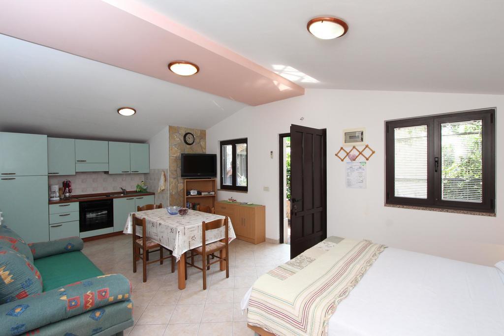 רוביני Apartments Marlina מראה חיצוני תמונה