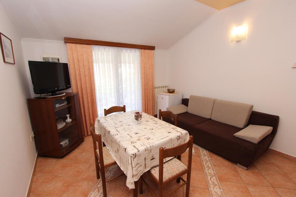 רוביני Apartments Marlina מראה חיצוני תמונה