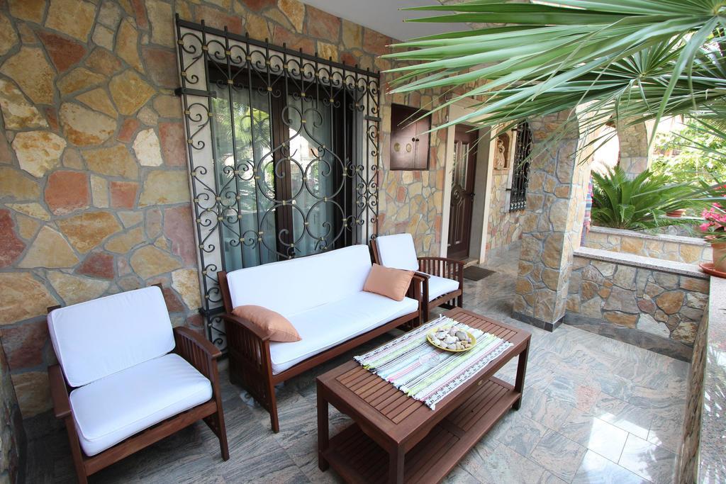 רוביני Apartments Marlina מראה חיצוני תמונה