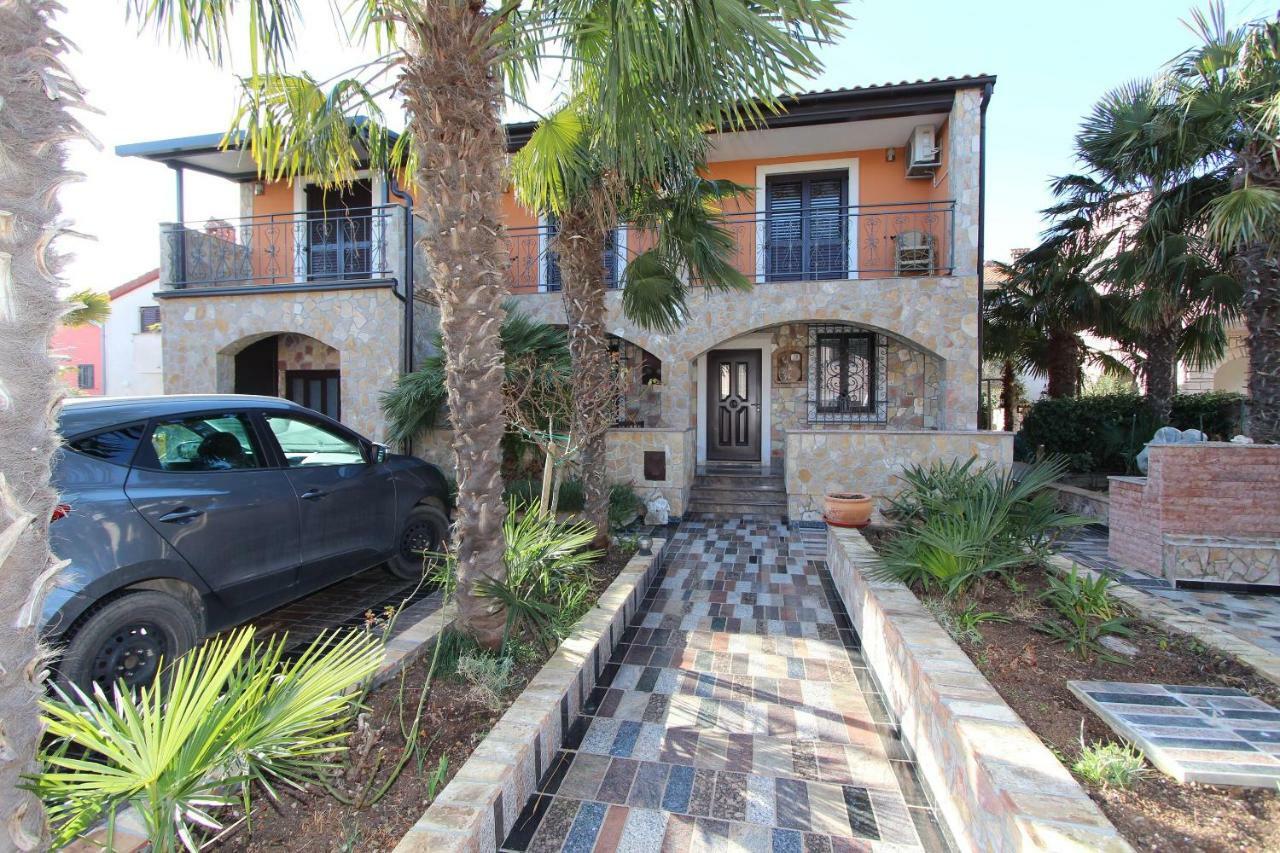 רוביני Apartments Marlina מראה חיצוני תמונה